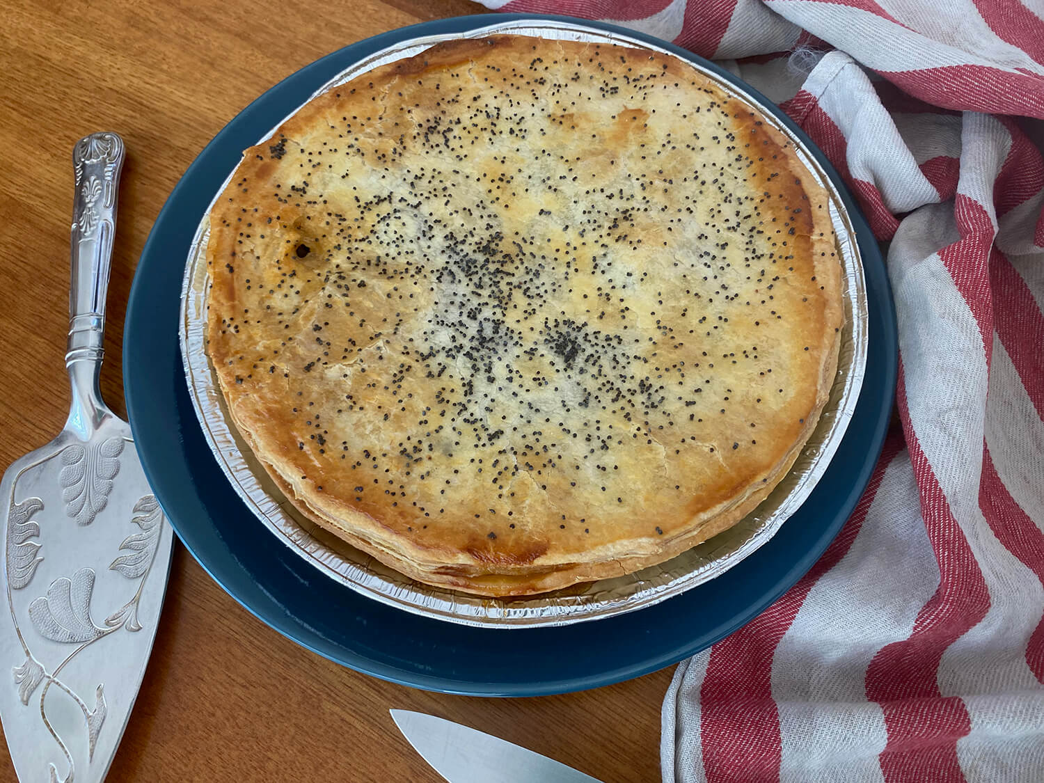 beef and mushroom family pie