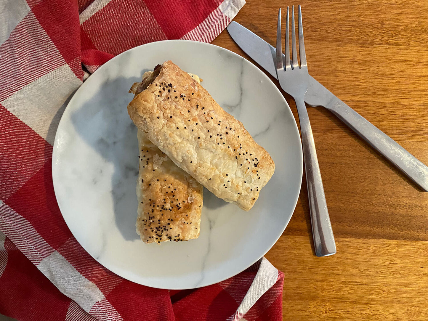 Beef, Bush Tomato and Native Oregano Sausage Roll
