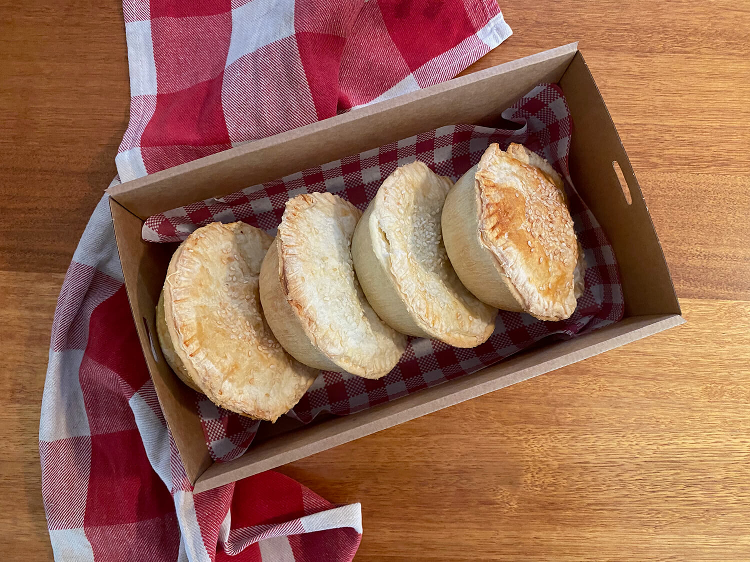 Savoury Pack - Chicken and Leek Pies